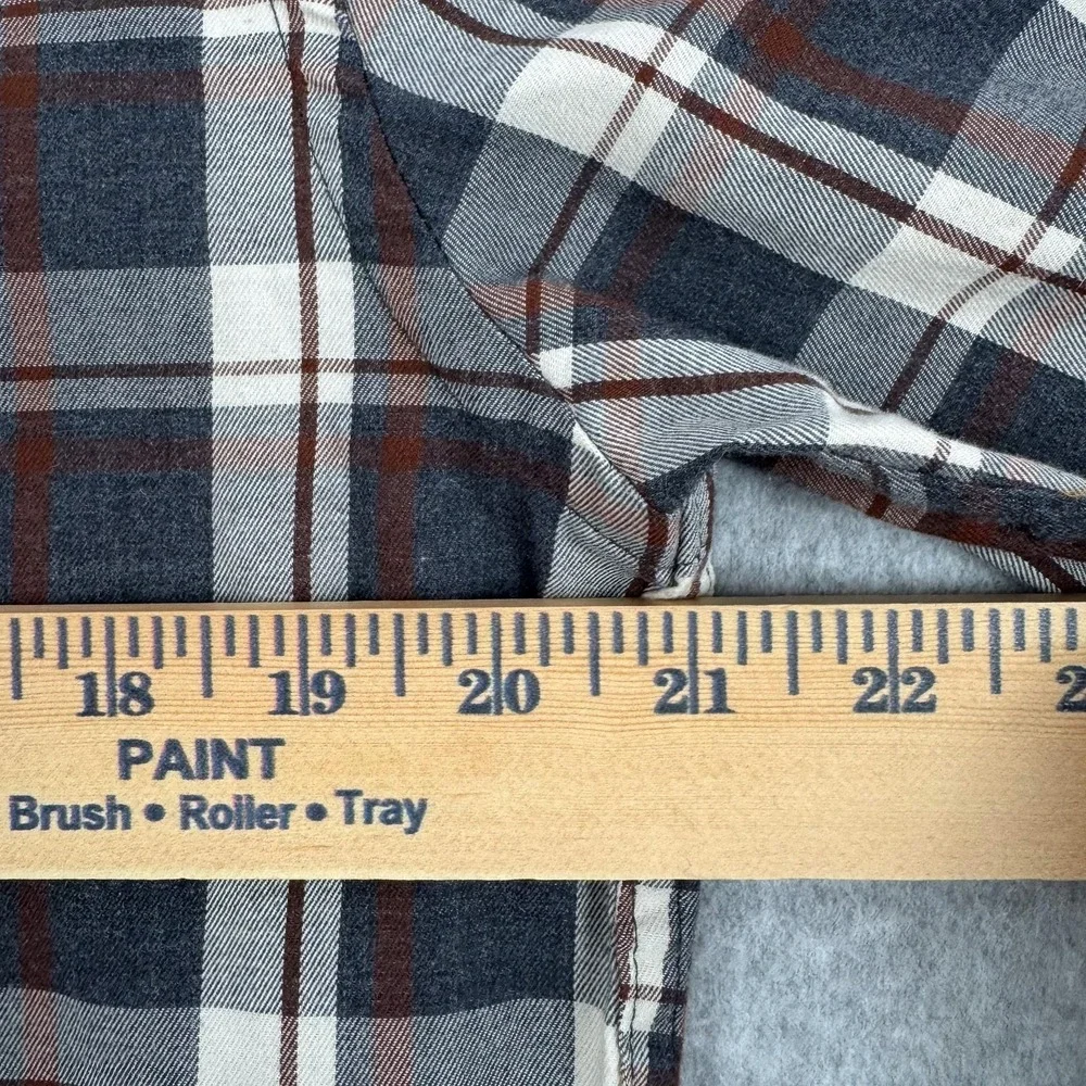 Banana Republic Twill Shirt Mens Medium Gray Plaid Untucked Fit Office NEW $60